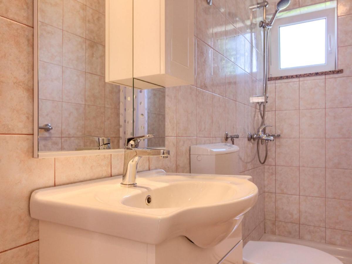 Spacious Holiday Home In Peroj With Private Pool Exterior foto