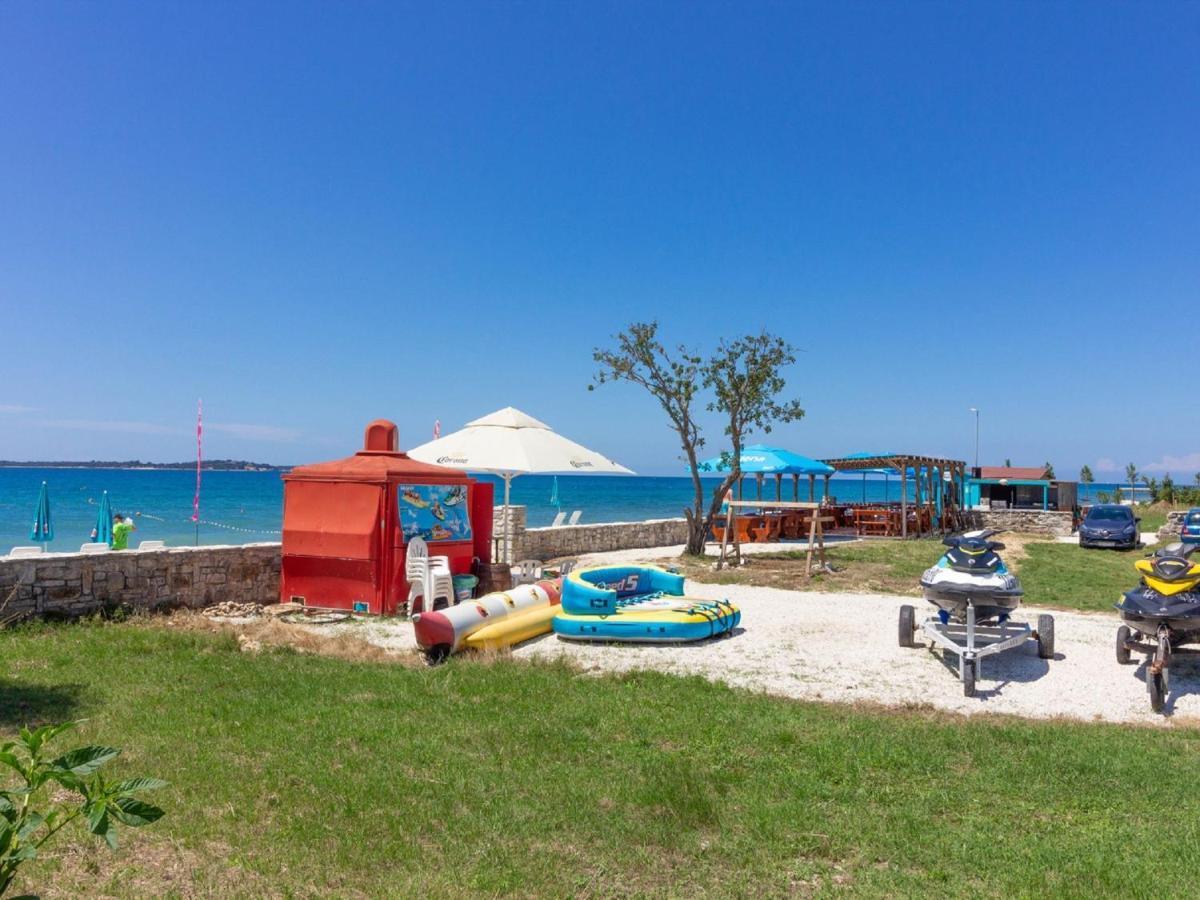 Spacious Holiday Home In Peroj With Private Pool Exterior foto