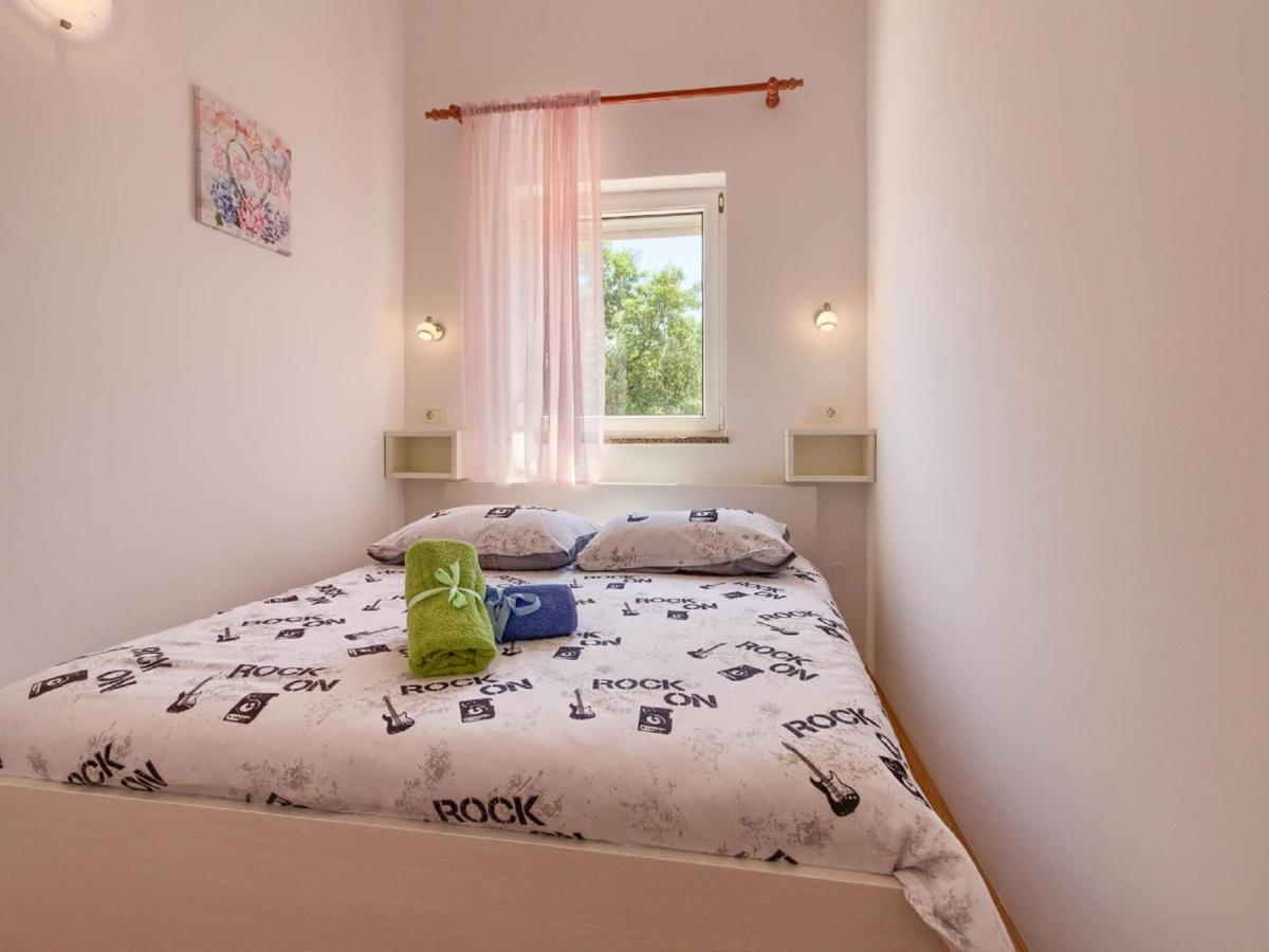 Spacious Holiday Home In Peroj With Private Pool Zimmer foto
